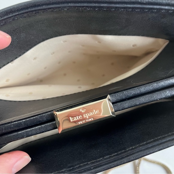 Kate Spade Cream and Black shoulder bag with chain and bow detail - Picture 5 of 8